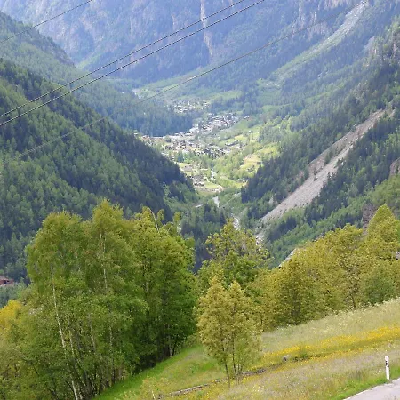 Lägenhet Modern Apartment With Garden In Valais